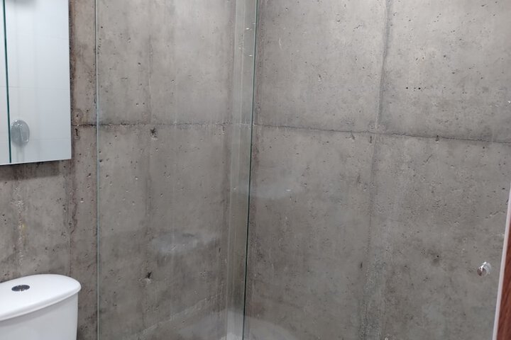 Room 33 of 41
