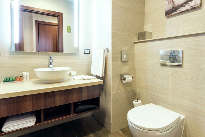 Clean Restrooms