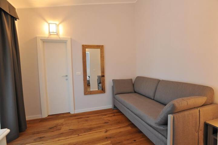Room 36 of 61