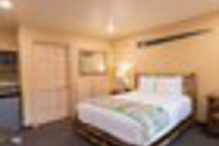 Room 53 of 279
