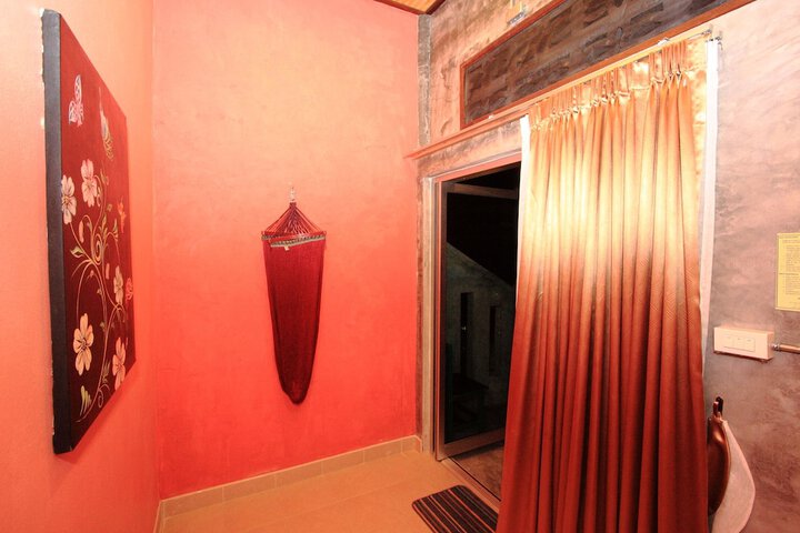 Room 11 of 71