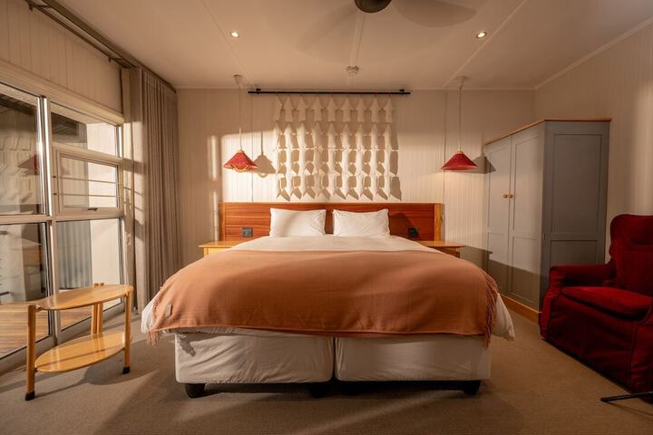 Room 40 of 105