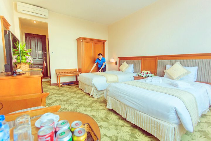 Room 6 of 41