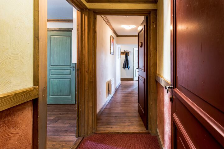 Room 20 of 83