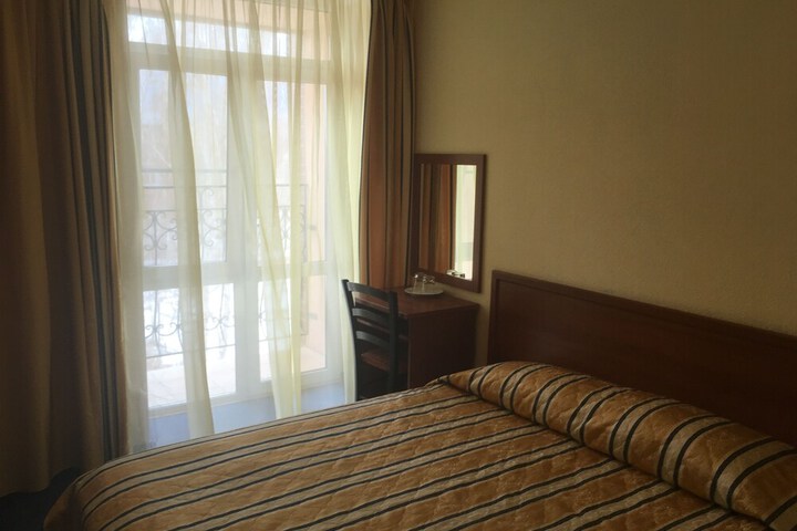 Room 20 of 54