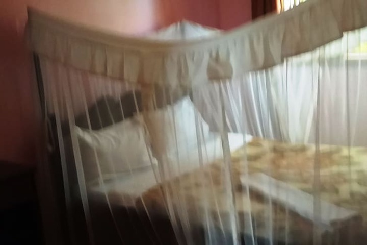 Room 12 of 20