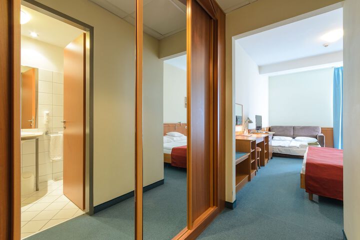 Room 8 of 51