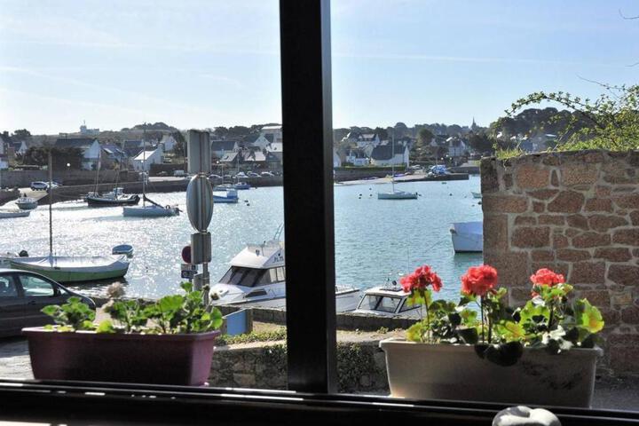Maison darchitecte à Ploumanac'h avec superbe vue mer - FR-1-368-15