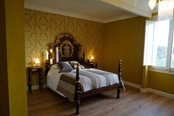 Room 5 of 35