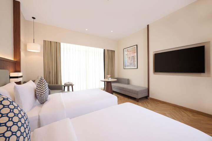 Room 16 of 71