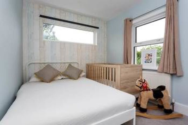 Room 10 of 23