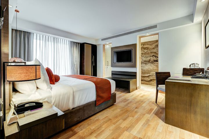 Room 19 of 71