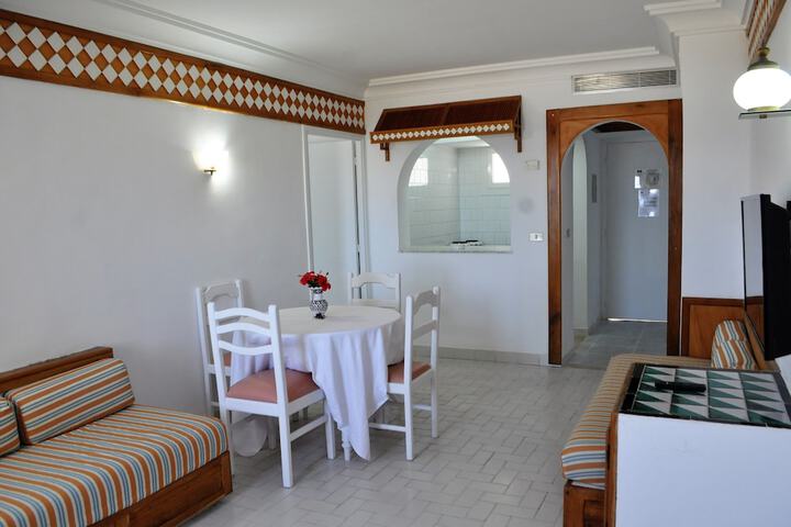 Room 8 of 21
