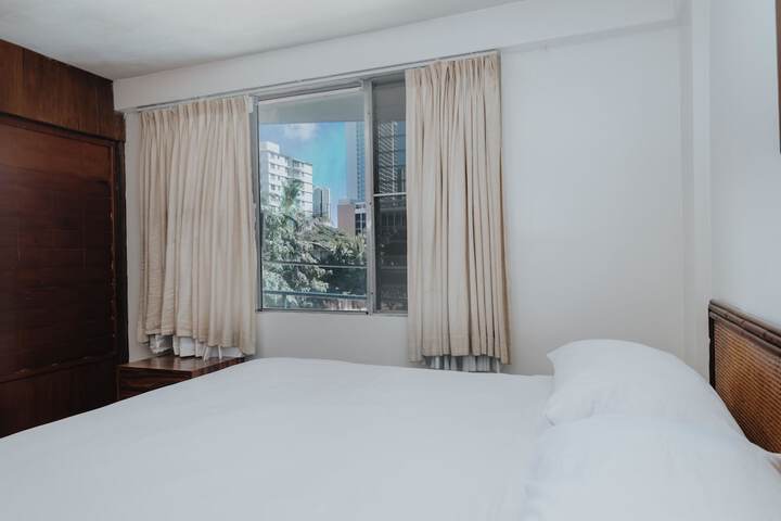 Room 45 of 111