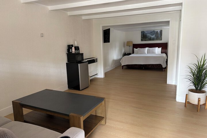 Room 44 of 137