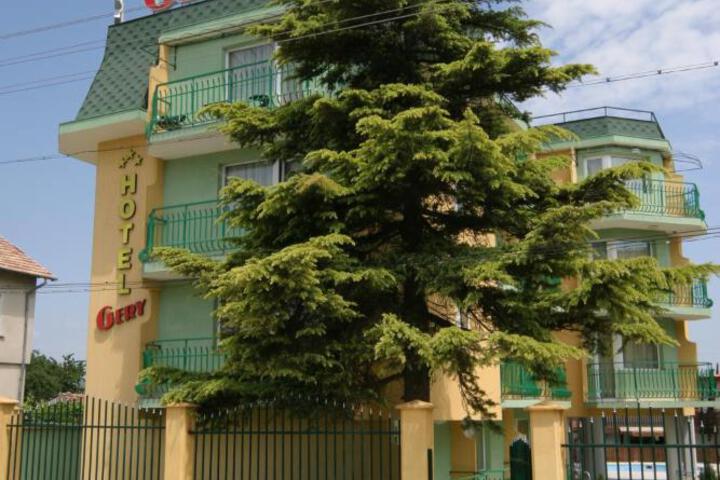 Family Hotel Gery