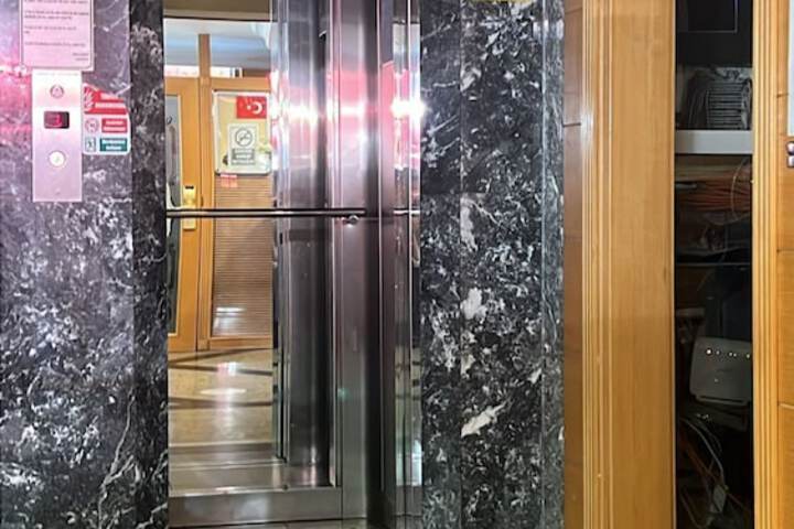 Elevator