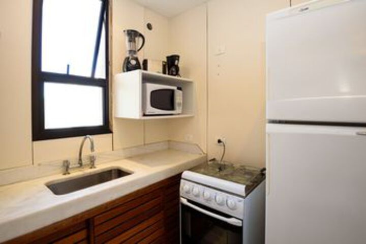 Room 15 of 28