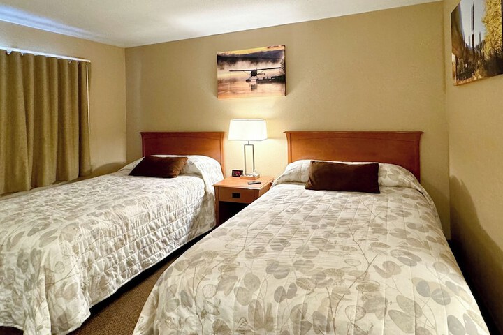 Room 15 of 43