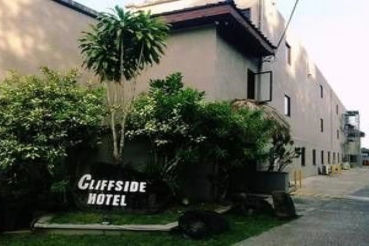 Photo of Cliffside Hotel Palau