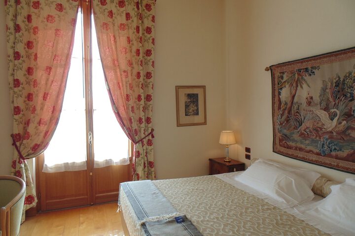 Room 7 of 81