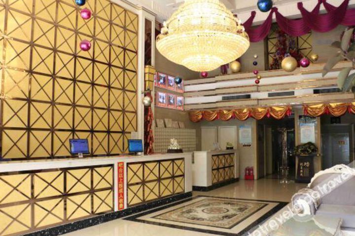 Hotel Interior 10 of 25