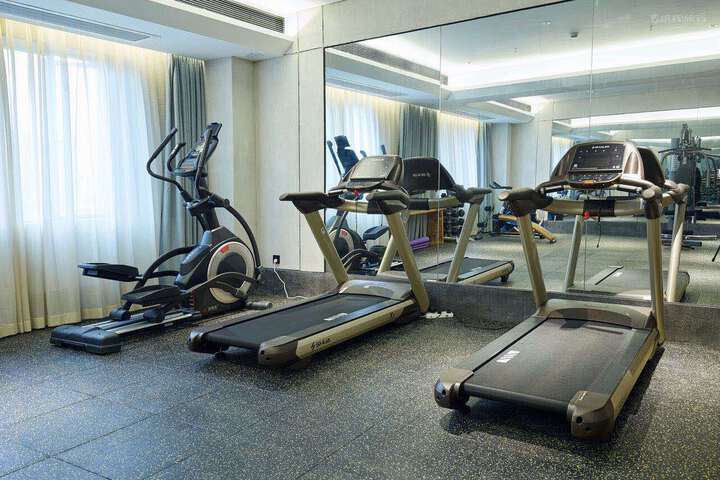 Health and Fitness 4 of 22