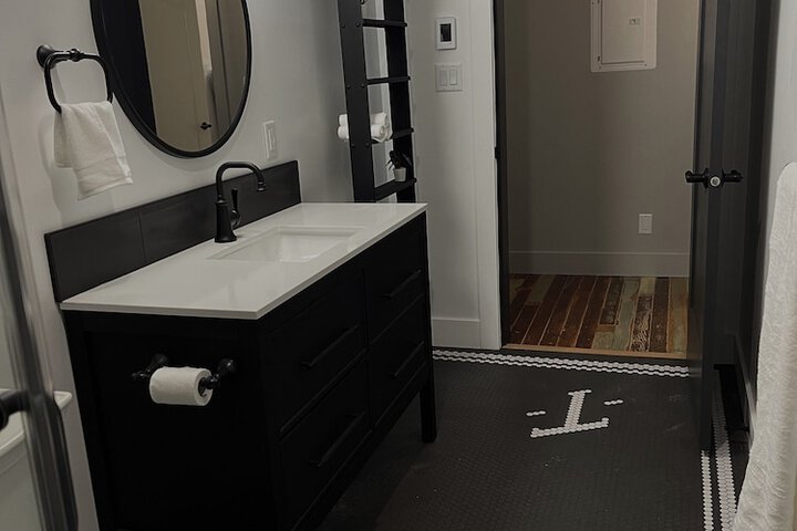 Room 56 of 103