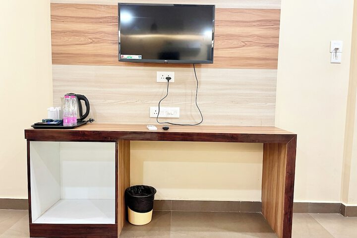 Room 82 of 159