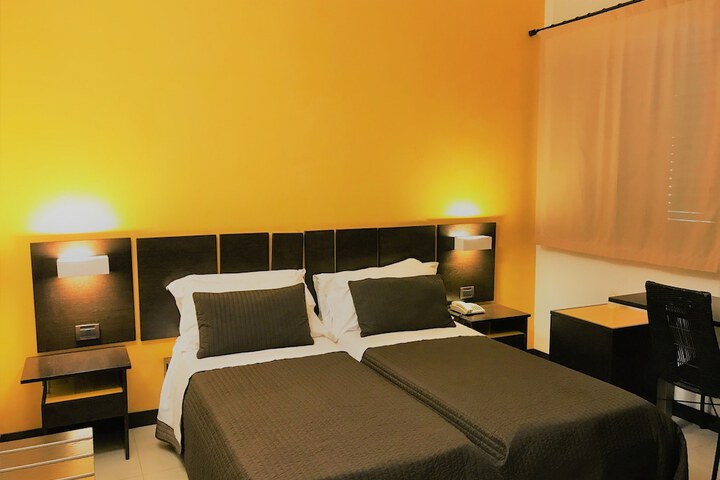 Room 12 of 63