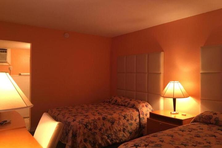 1 Double Bed (1 of 2)