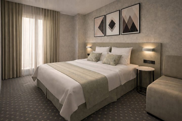 Room 9 of 62