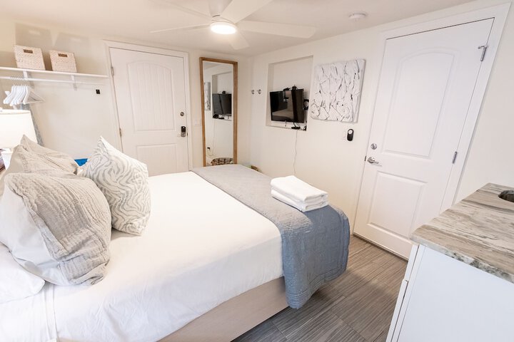 Room 15 of 39
