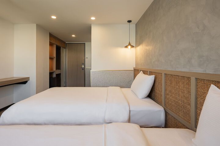 Room 15 of 47