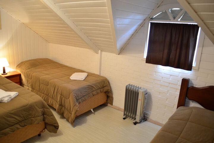 Room 8 of 68