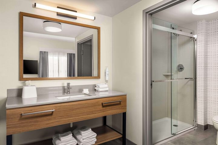 Bathroom shower