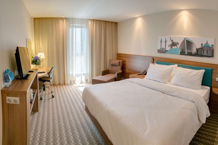 Room 14 of 37