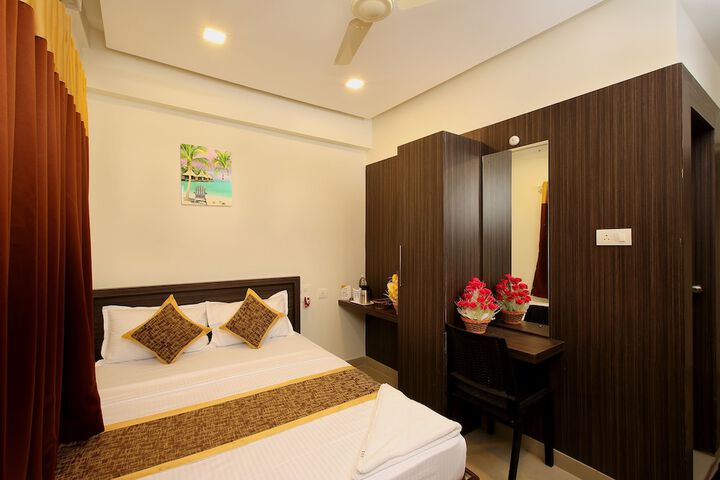 Room 5 of 38