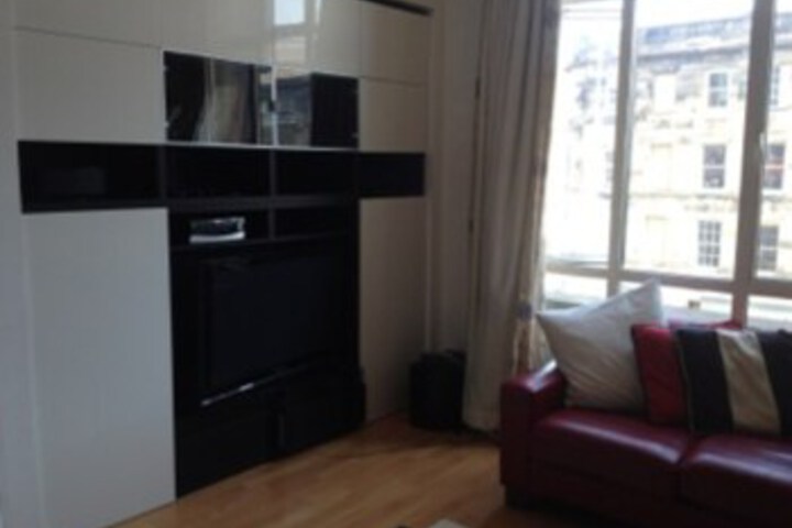 Room 12 of 30