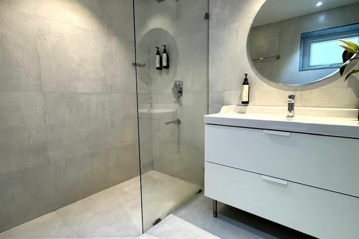 Bath Interior