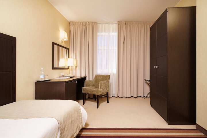 Room 13 of 55