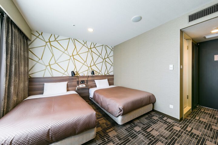 Room 6 of 41