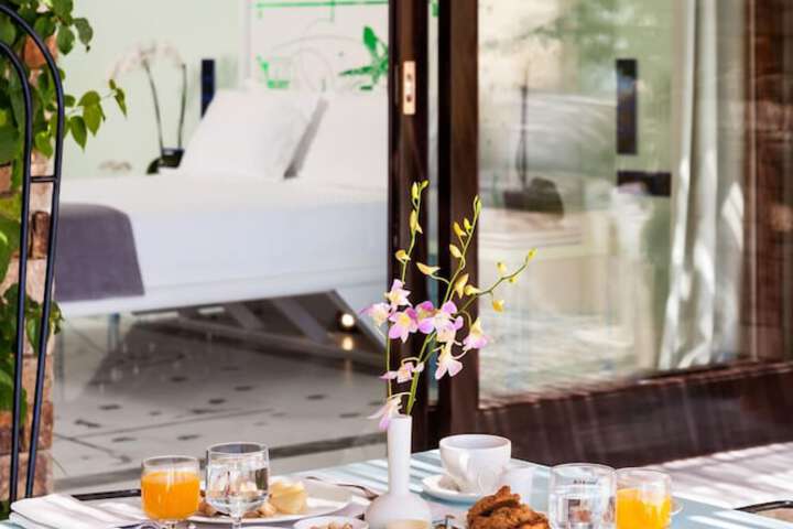 Breakfast/Coffee Service 109 of 124