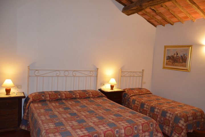 Room 3 of 48