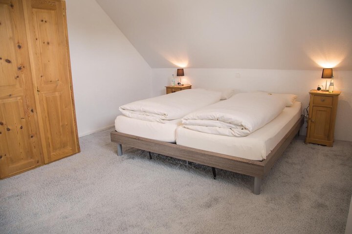 Room 14 of 53