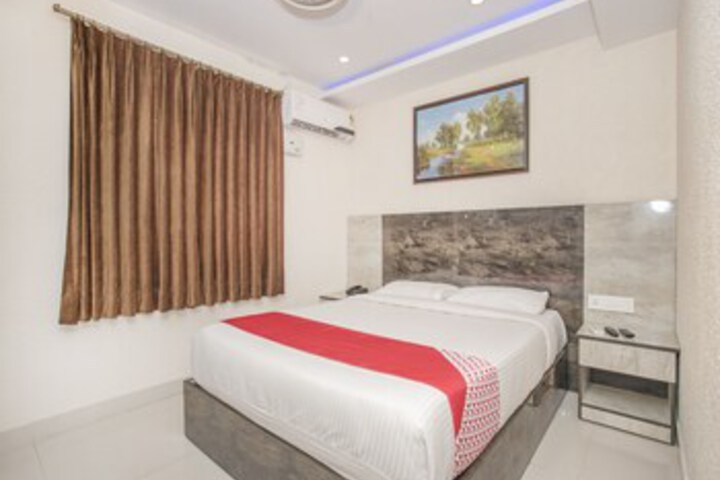 Room 16 of 20