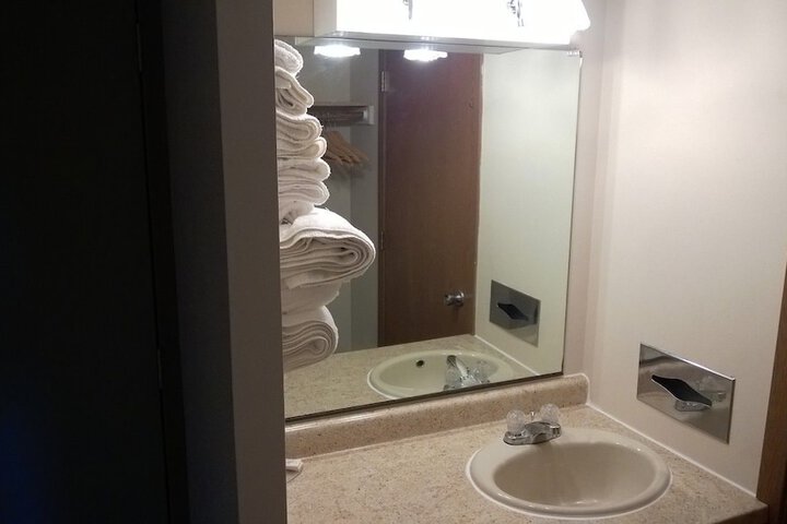 Room 12 of 20