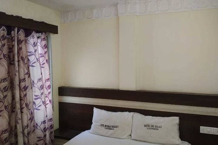 SRI BALAJI RESIDENCY BY IROOMZ