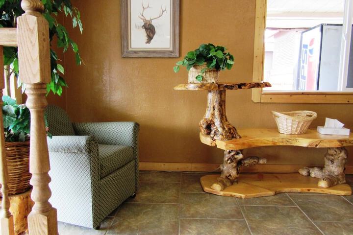 Guest Lobby