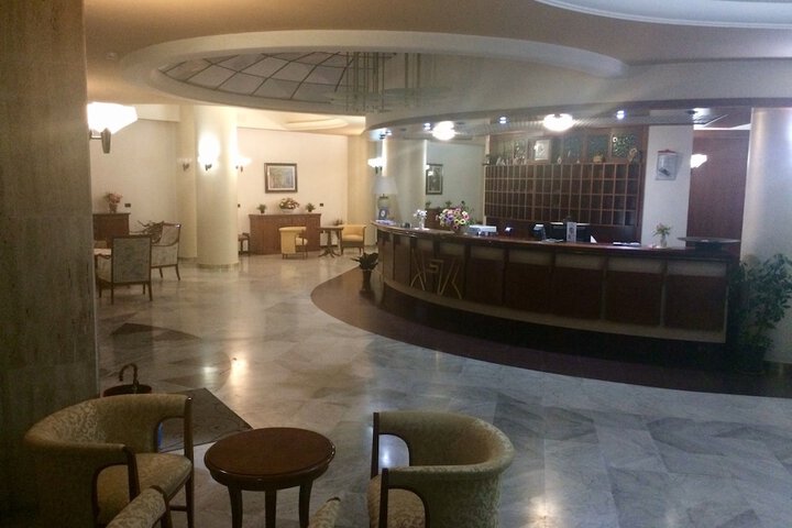 Hotel Interior 7 of 33